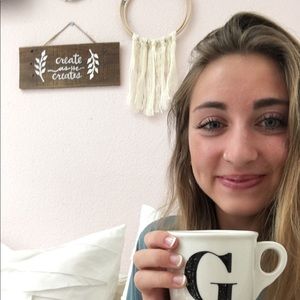 Meet your Posher, Grace